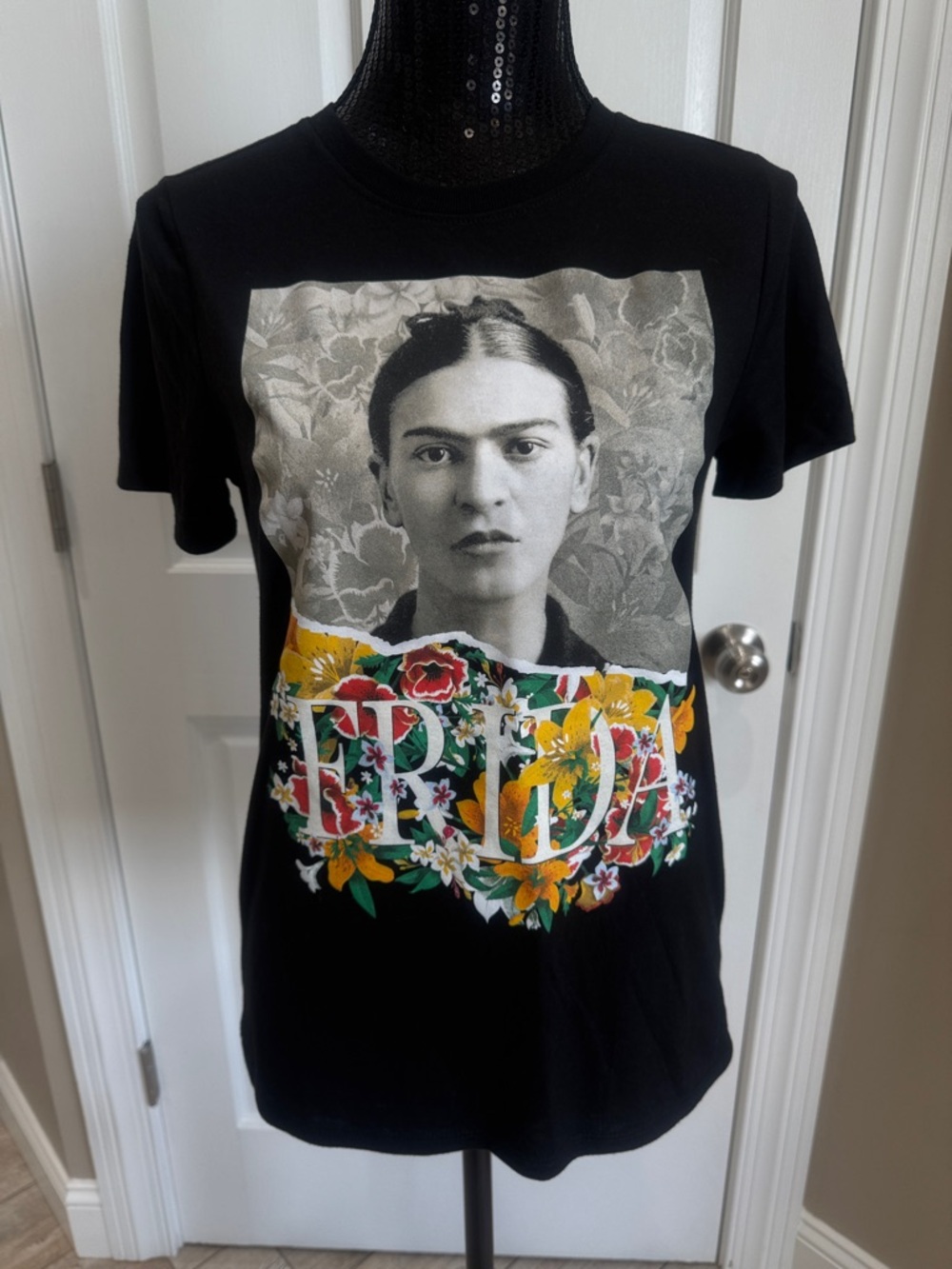 Frida Kahlo Graphic Black Floral T-Shirt